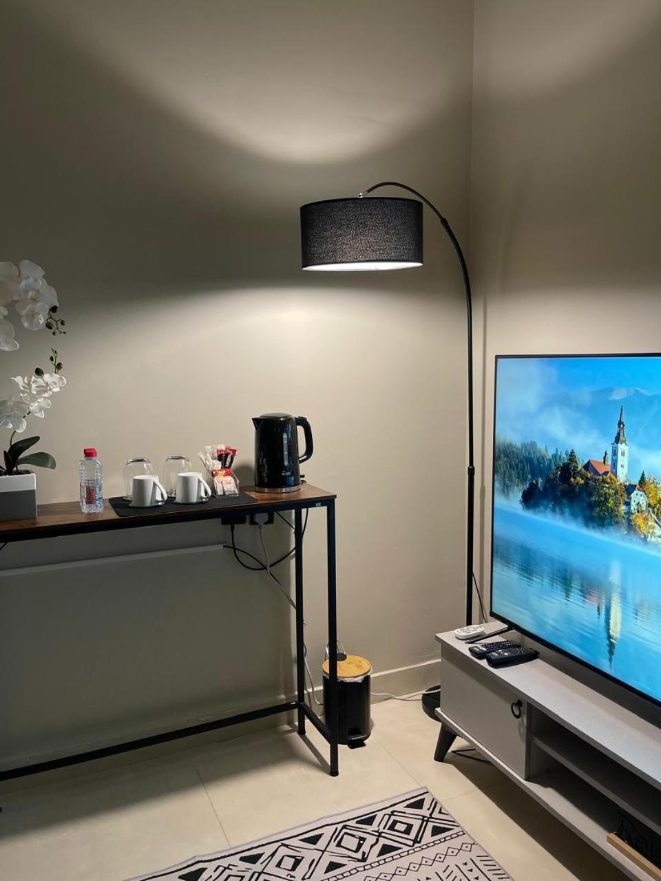 استوديو هادئ وحديث Apartment Riyadh Luaran gambar