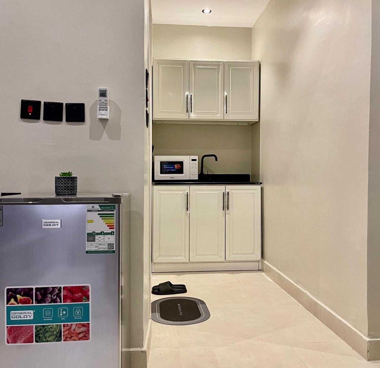 استوديو هادئ وحديث Apartment Riyadh Luaran gambar